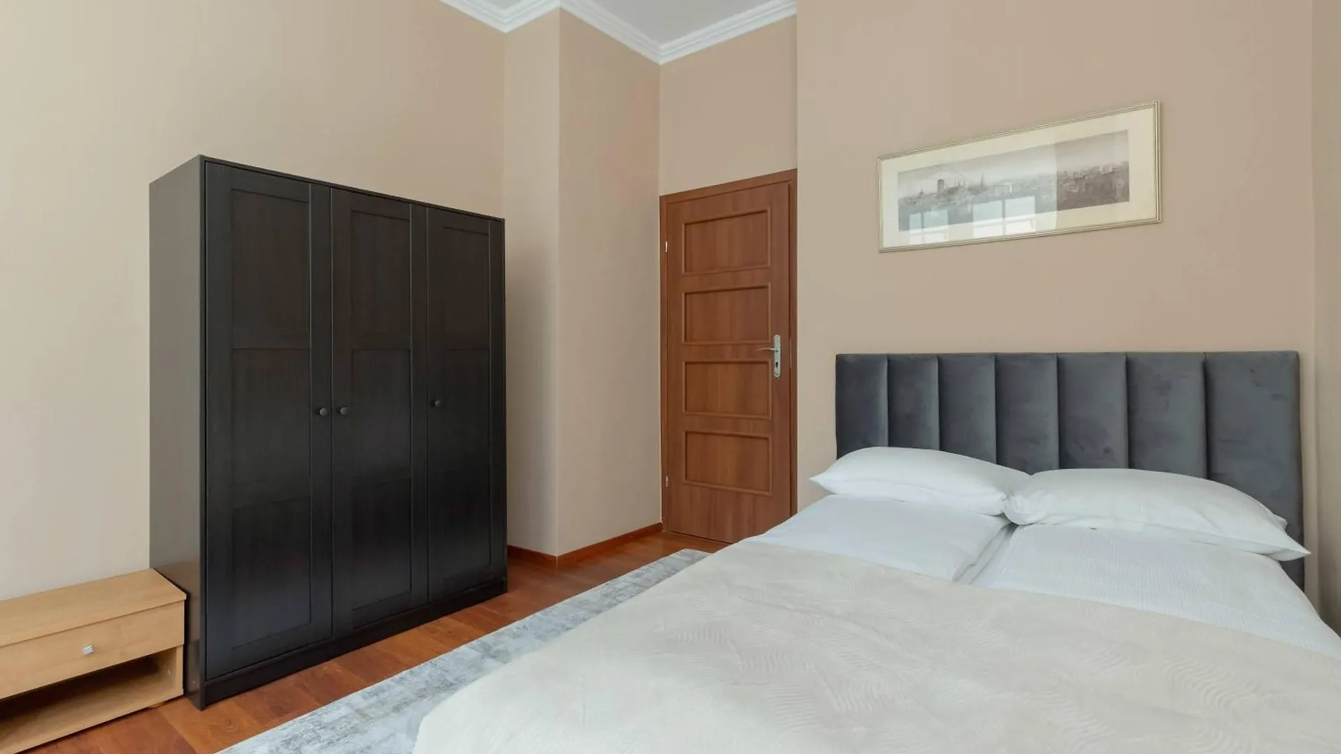 Climatic Apartment In Gdansk'S Old Town By Noclegi Renters 0*, Gdansk